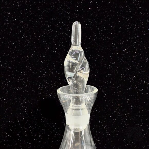 Clear Crystal Decanter Etched With Snail Swirl Stopper Hand Made In Portugal VTG - Picture 5 of 16